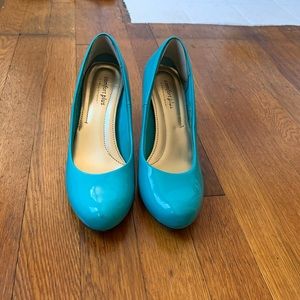 Teal heels